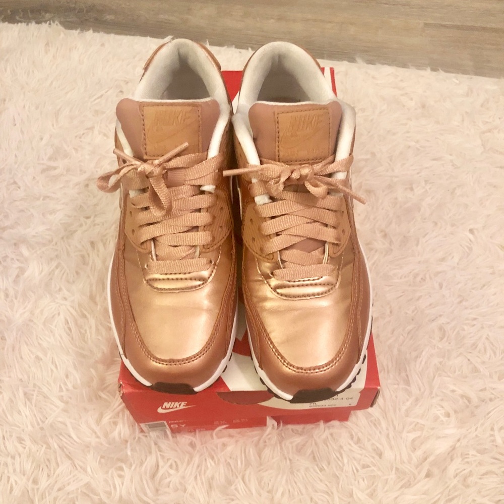 Rose Gold Nike Air Max 90
